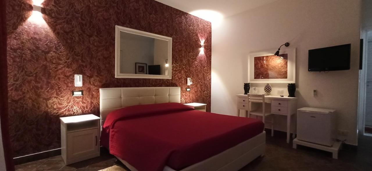 B&B Triskèles Giardini Naxos Exteriör bild