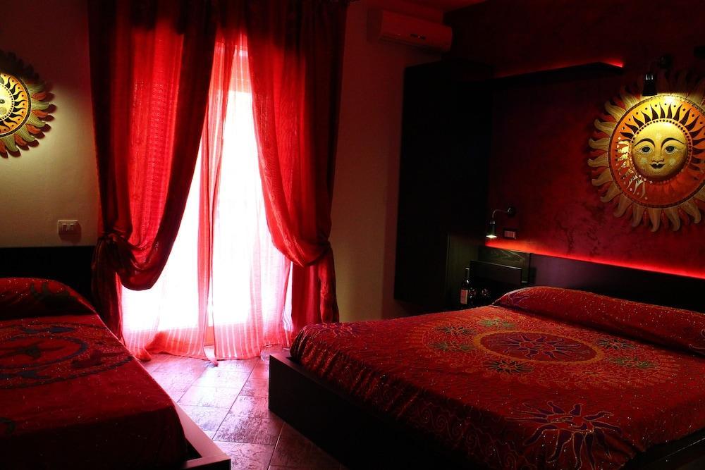 B&B Triskèles Giardini Naxos Exteriör bild