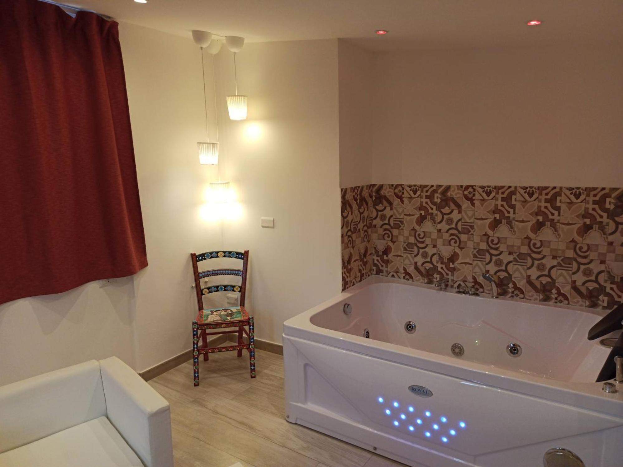 B&B Triskèles Giardini Naxos Exteriör bild